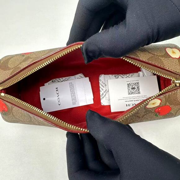 Coach Makeup Brush Holder In Signature Canvas With Apple Print Khaki 6980 NWT - Picture 7 of 9